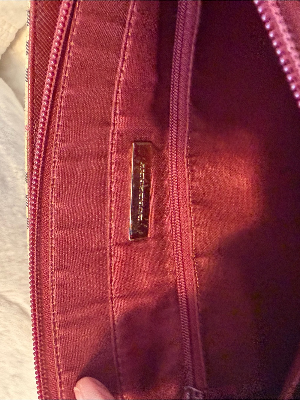 Burberry House Check Tote Bag in Beige/Black/Burgundy with COA and Auth Dusty - Picture 11 of 15